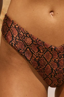 Bas de maillot de bain brésilien high leg à imprimé python