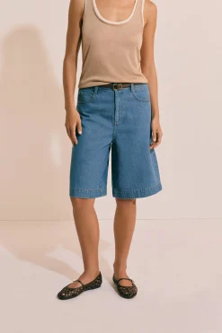 Bermuda en denim avec ceinture