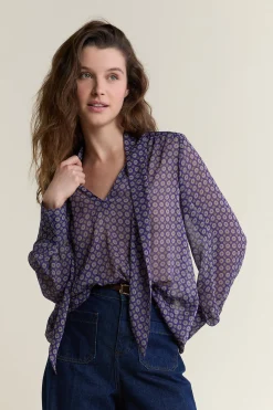 Blouse à nouer sur le devant à imprimé