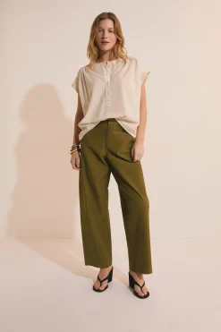 Blouse sans manches boutonnée en coton