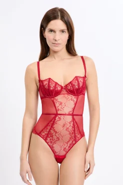Body dos nu en dentelle et satin