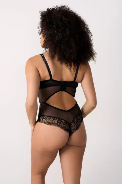Body en dentelle et satin