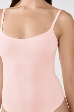 Body en microfibre avec brassière intègrée
