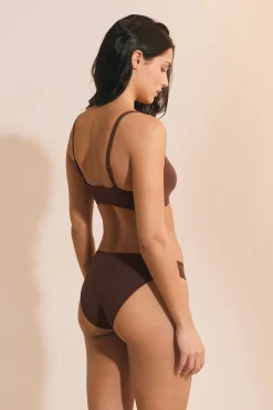 Brassière en microfibre