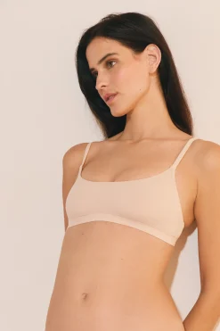 Brassière en microfibre