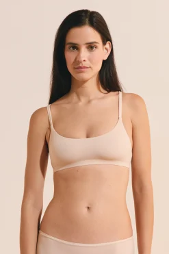 Brassière en microfibre