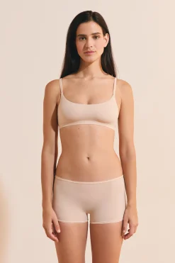 Brassière en microfibre