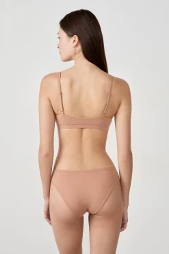 Brassière en microfibre