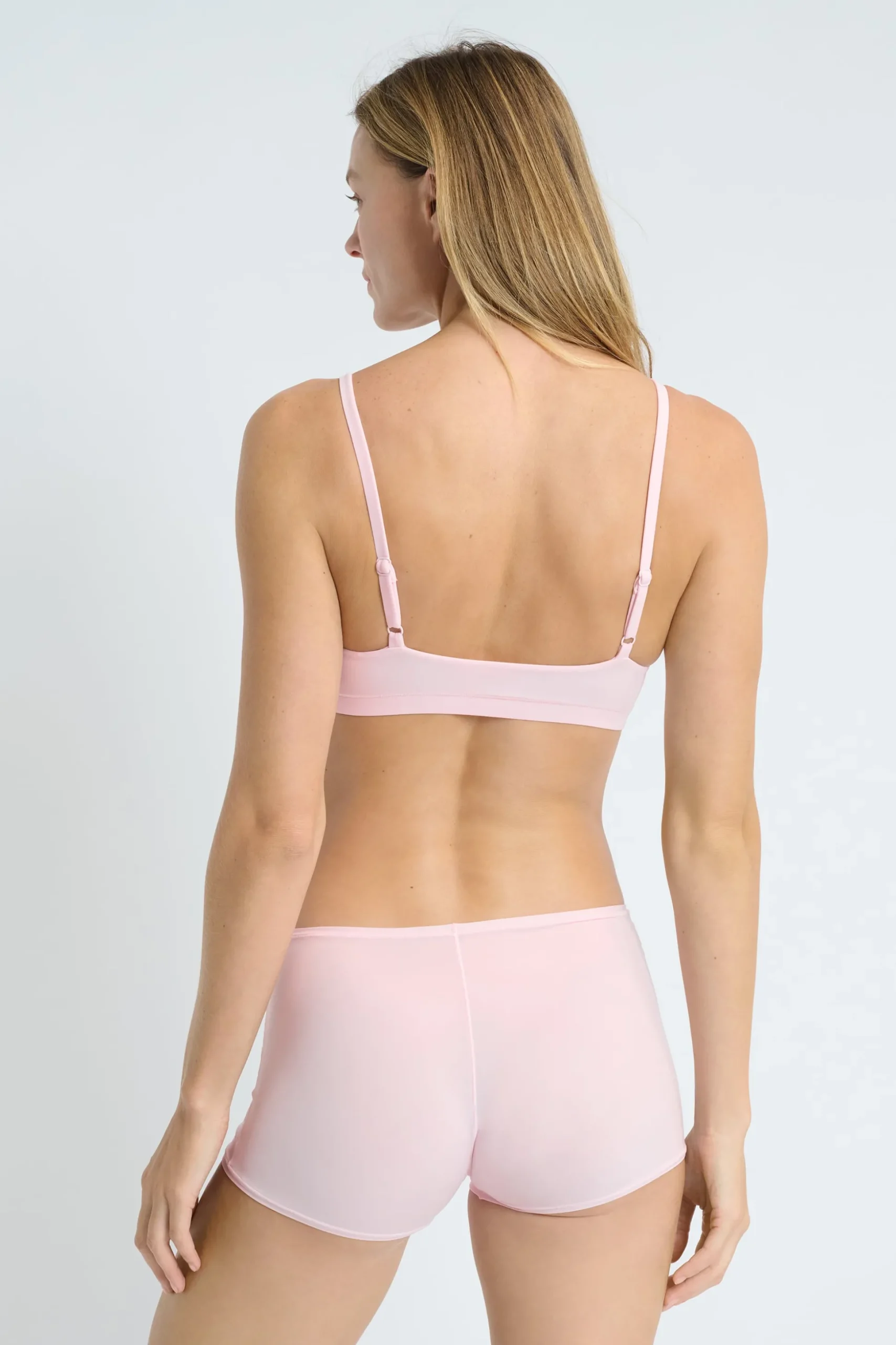 Brassière sans armatures en microfibre