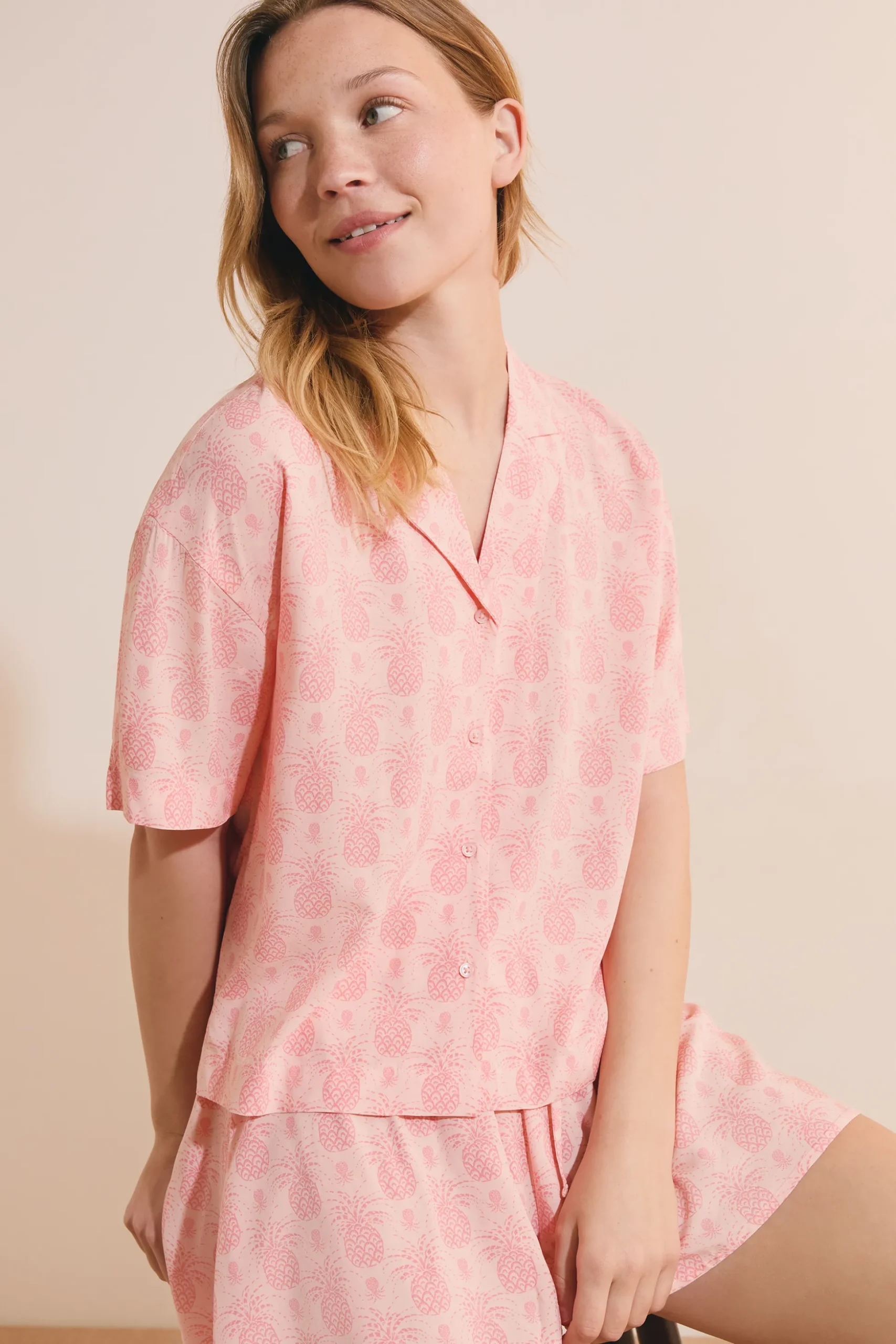 Chemise de pyjama courte à motifs