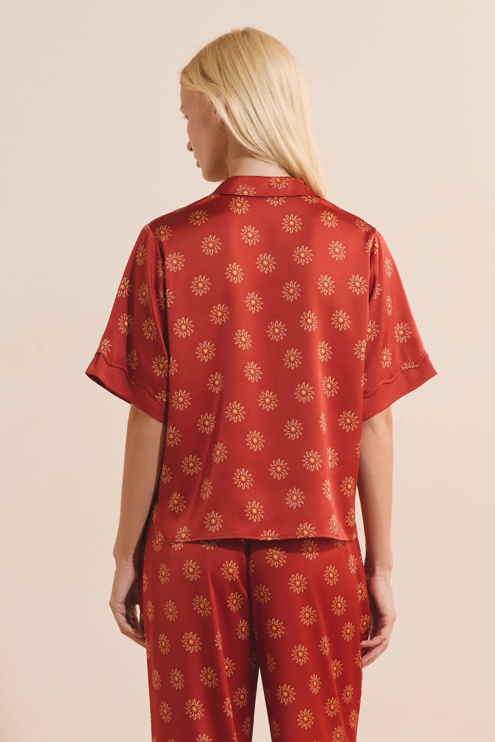 Chemise de pyjama à motifs fleurs satiné