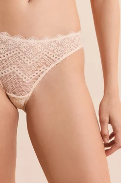 Culotte en dentelle