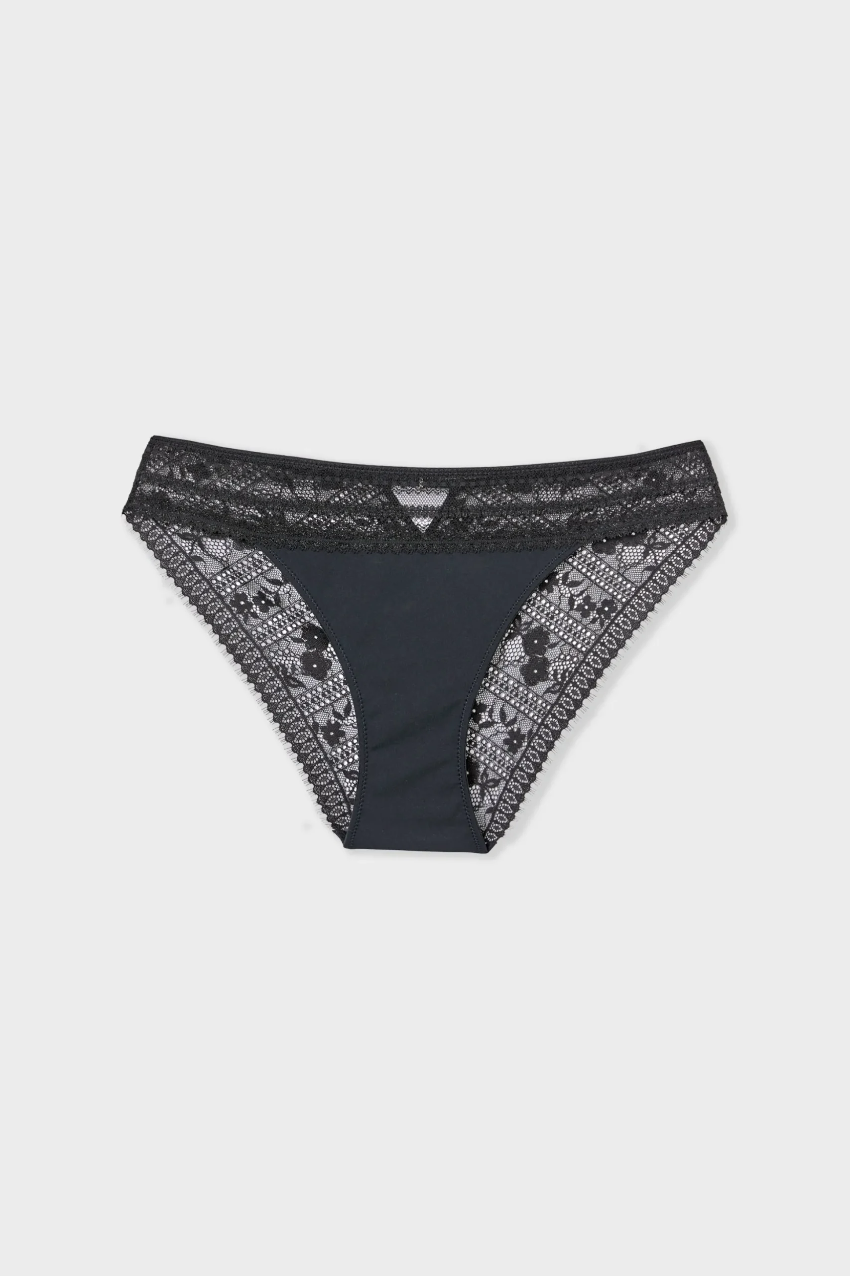 Culotte en dentelle et microfibre
