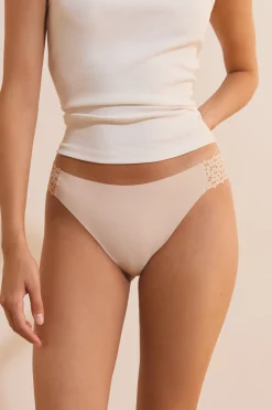 Culotte en microfibre et dentelle