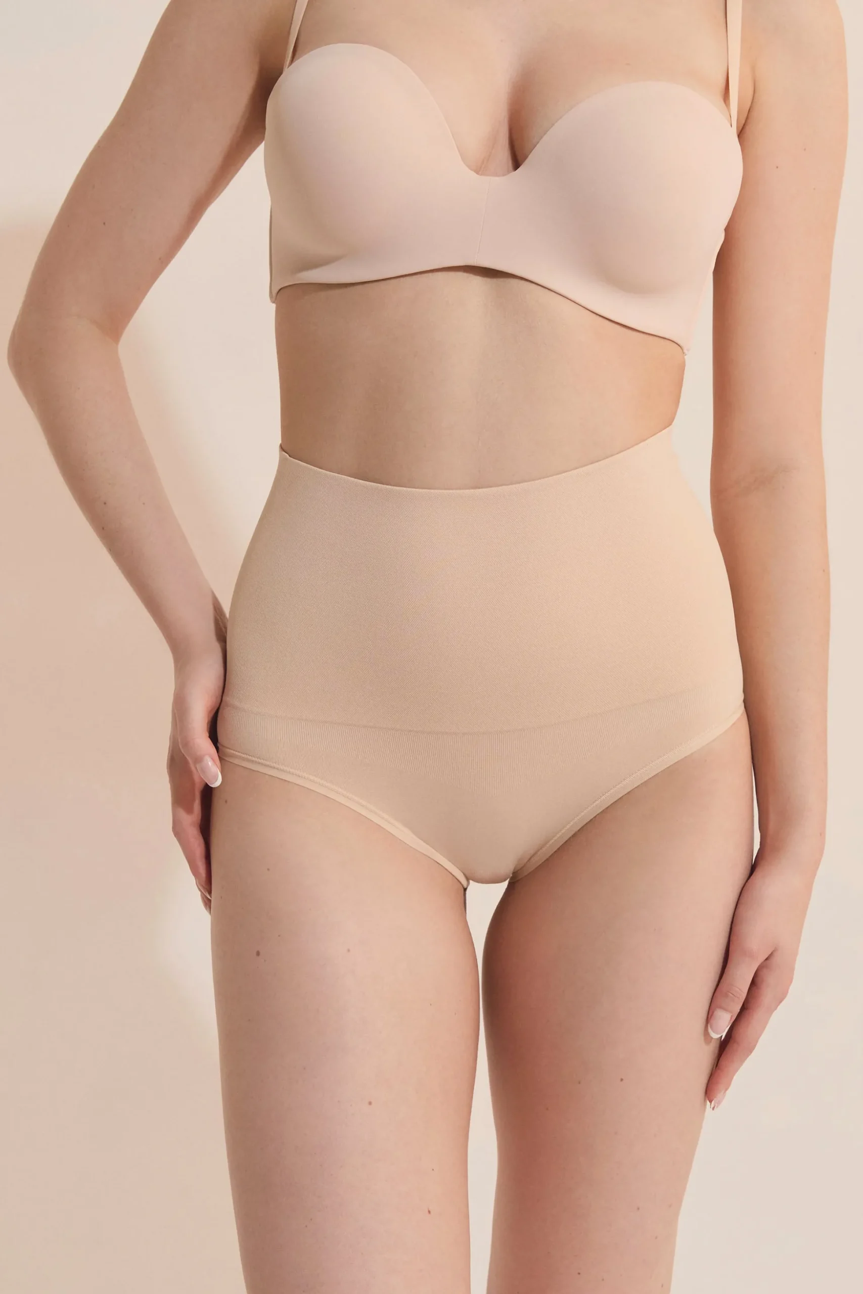 Culotte gainante taille haute - Maintien médium