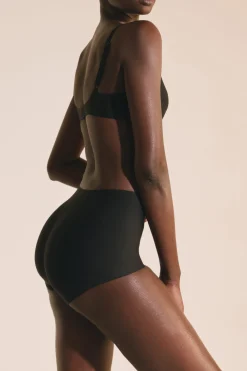 Culotte taille midi en microfibre effet push-up