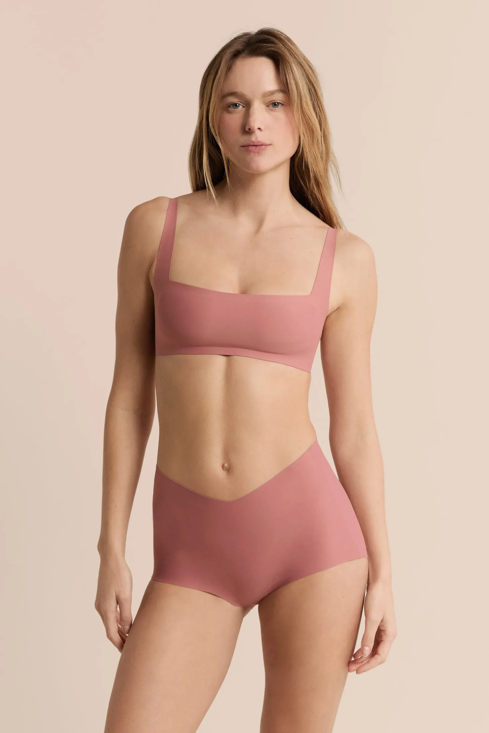 Culotte taille midi en microfibre effet push-up