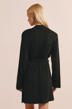 Déshabillé avec ceinture