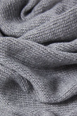 Foulard triangle en maille