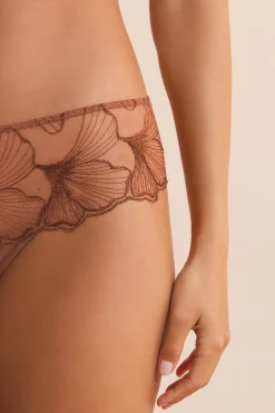 Hipster en broderie