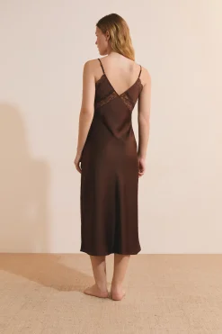 Nuisette longue satinée