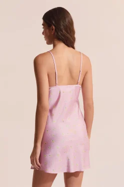Nuisette satinée à motifs fleurs