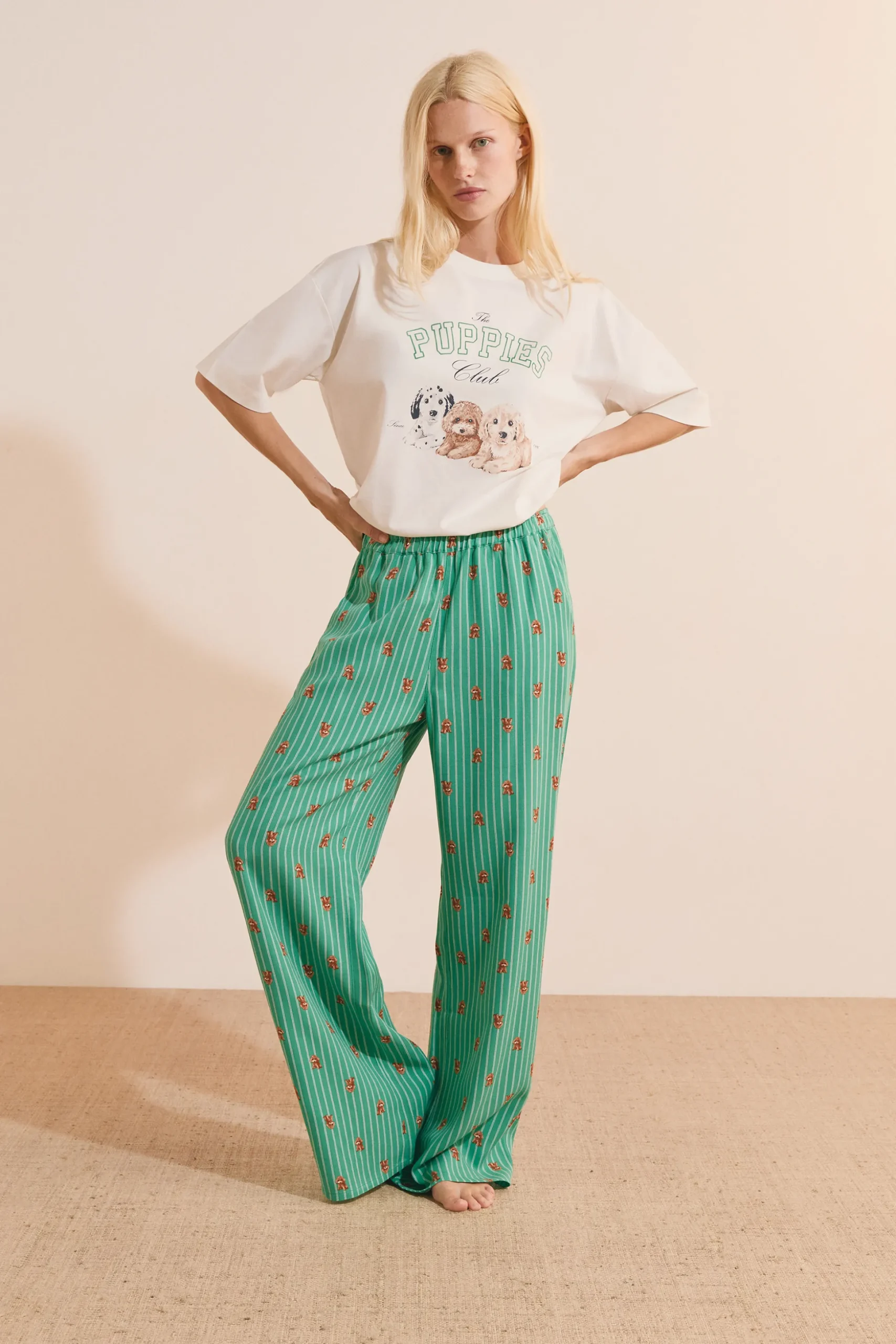 Pantalon de pyjama à motifs chiens