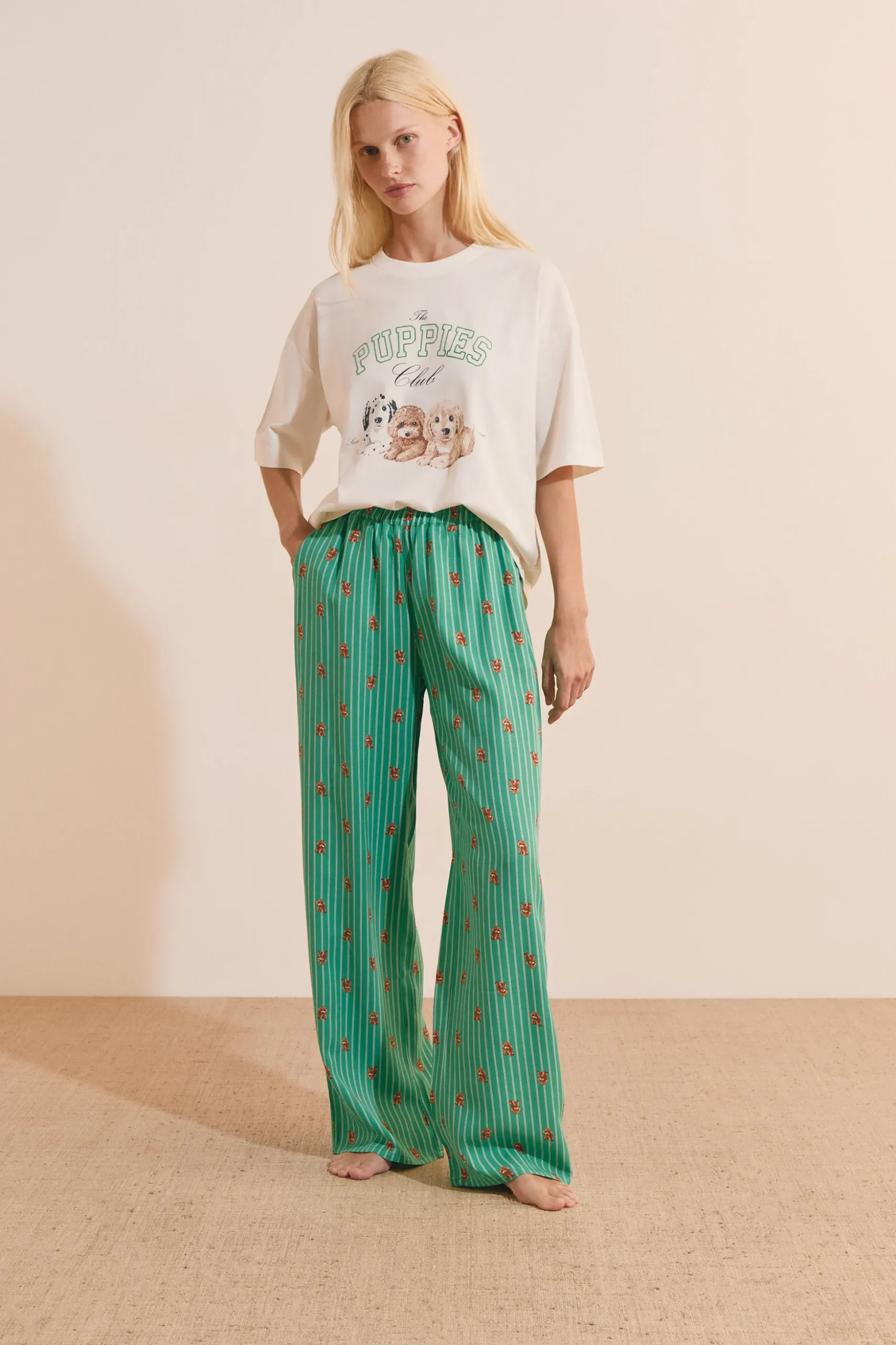 Pantalon de pyjama à motifs chiens