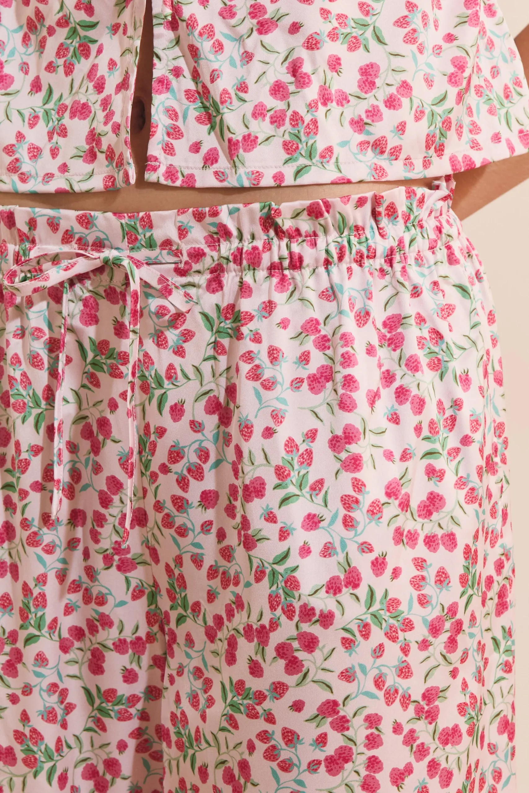 Pantalon de pyjama à motifs fleuris satiné