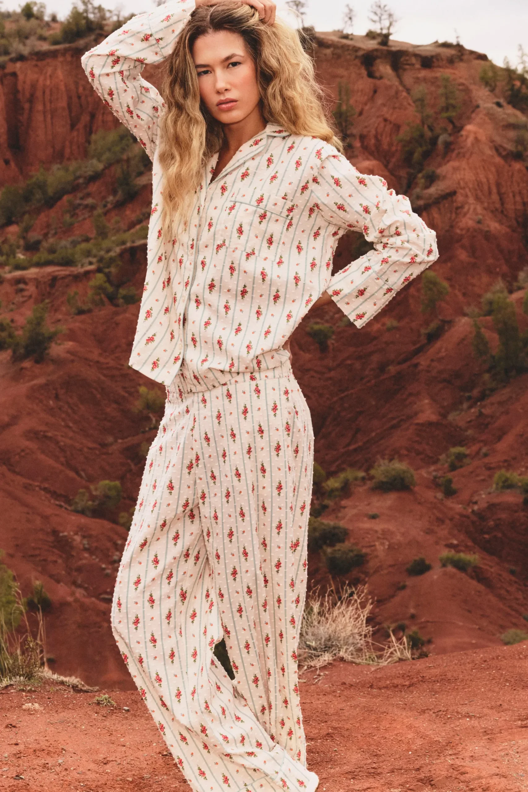 Pantalon de pyjama à motifs fleuris en coton