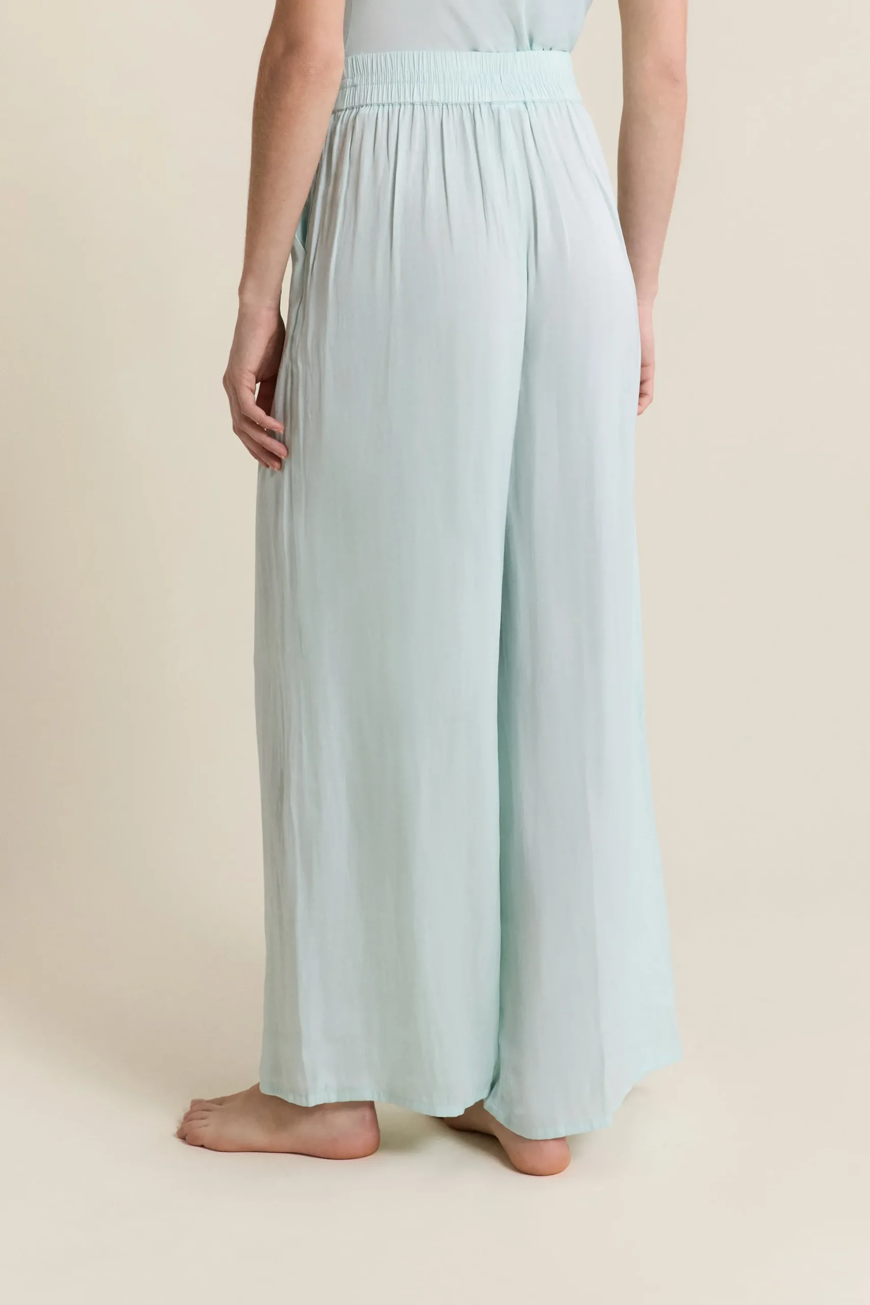 Pantalon satiné coupe large