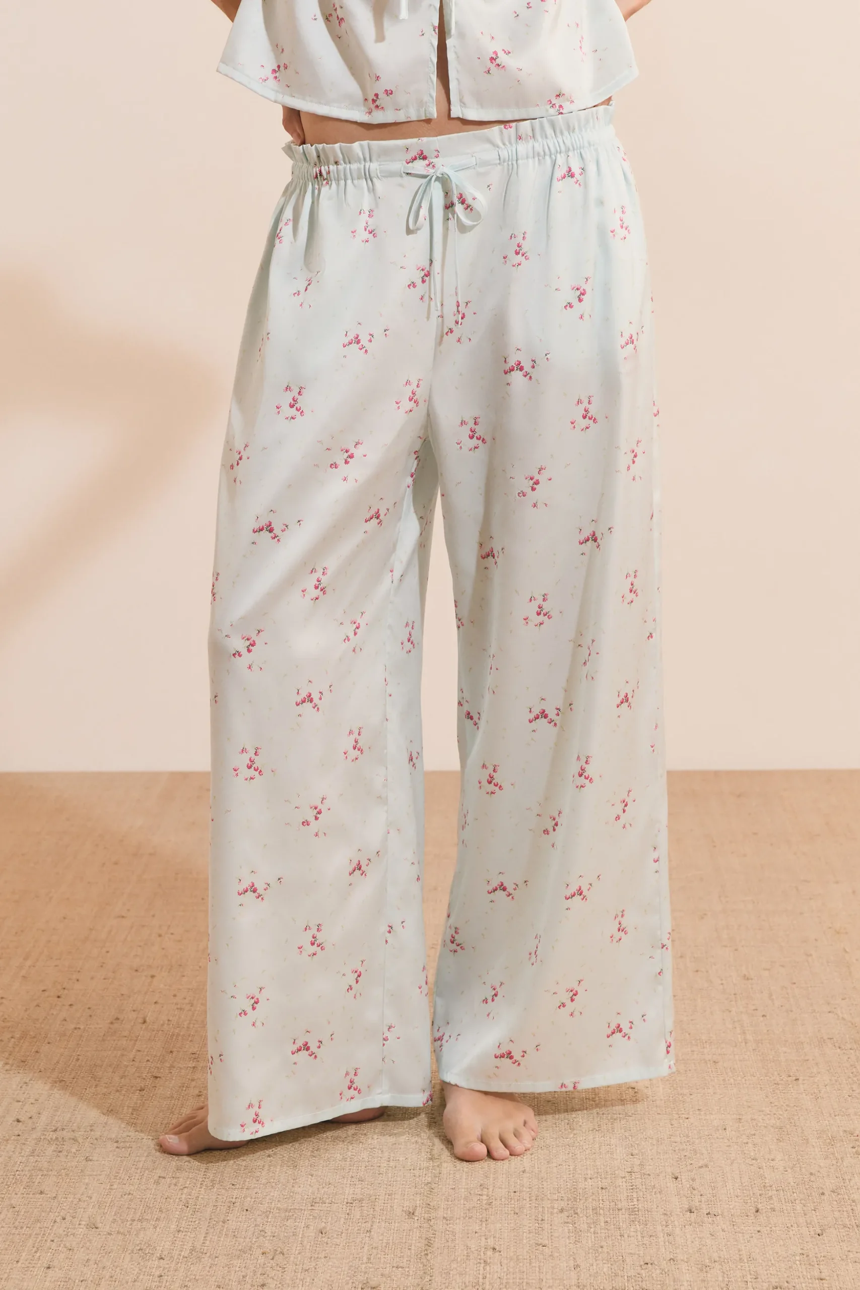 Pantalon 7/8 satiné à motifs