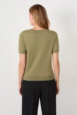 Pull col V manches courtes