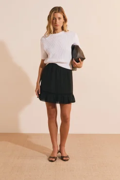 Pull manches courtes décolleté dos