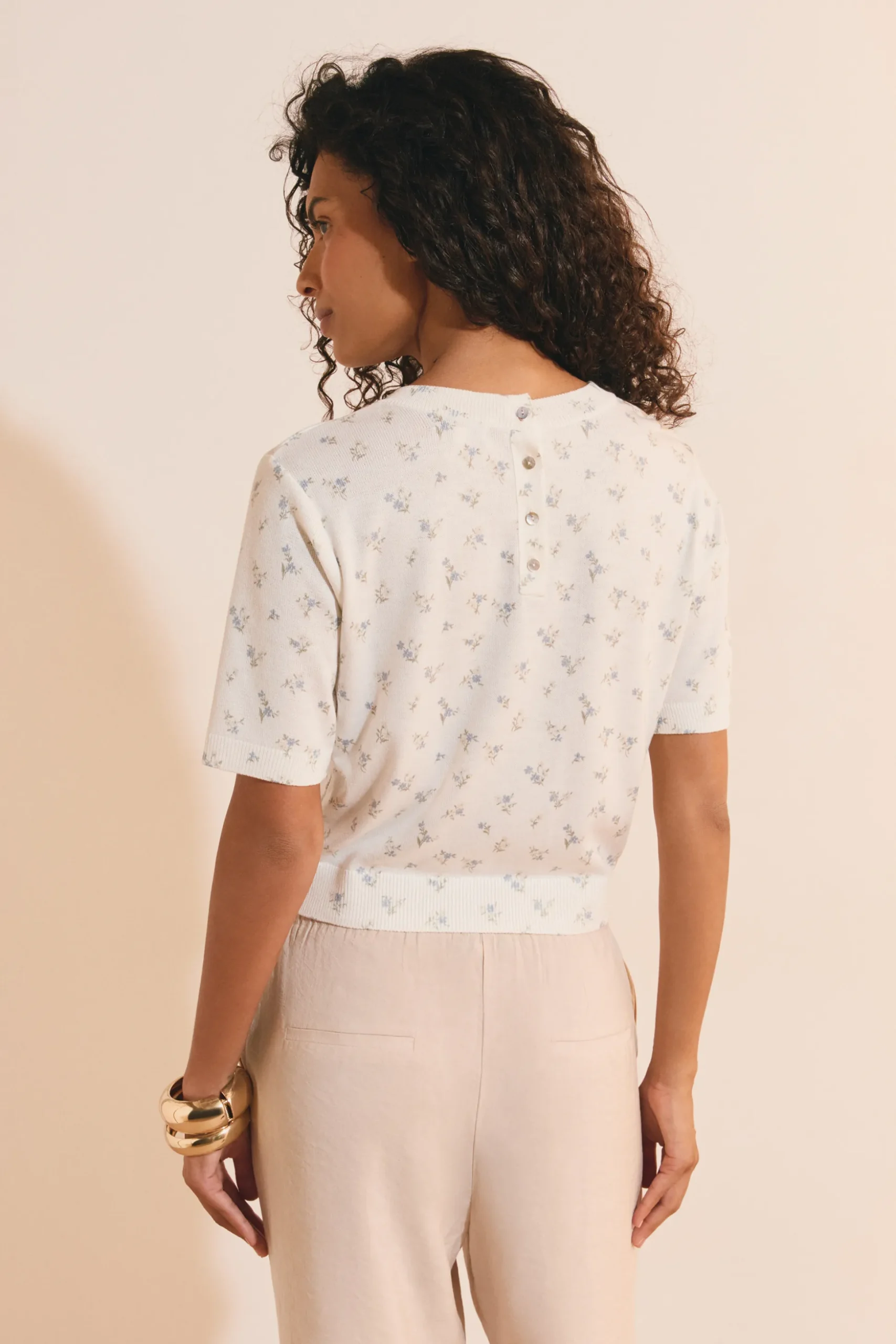 Pull manches courtes à motifs