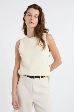 Pull sans manches boutonné