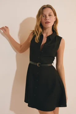 Robe courte boutonnée en lin mélangé