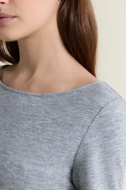 Robe longue en maille drappée