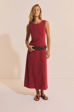 Robe longue sans manches