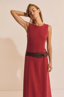 Robe longue sans manches