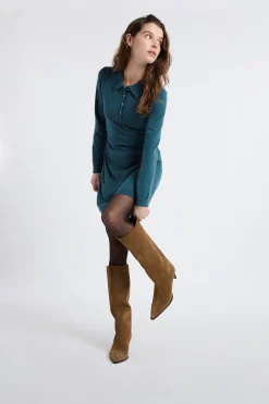 Robe manches longues avec boutons dorés