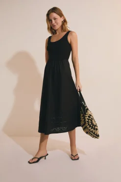 Robe midi en coton détail broderie anglaise
