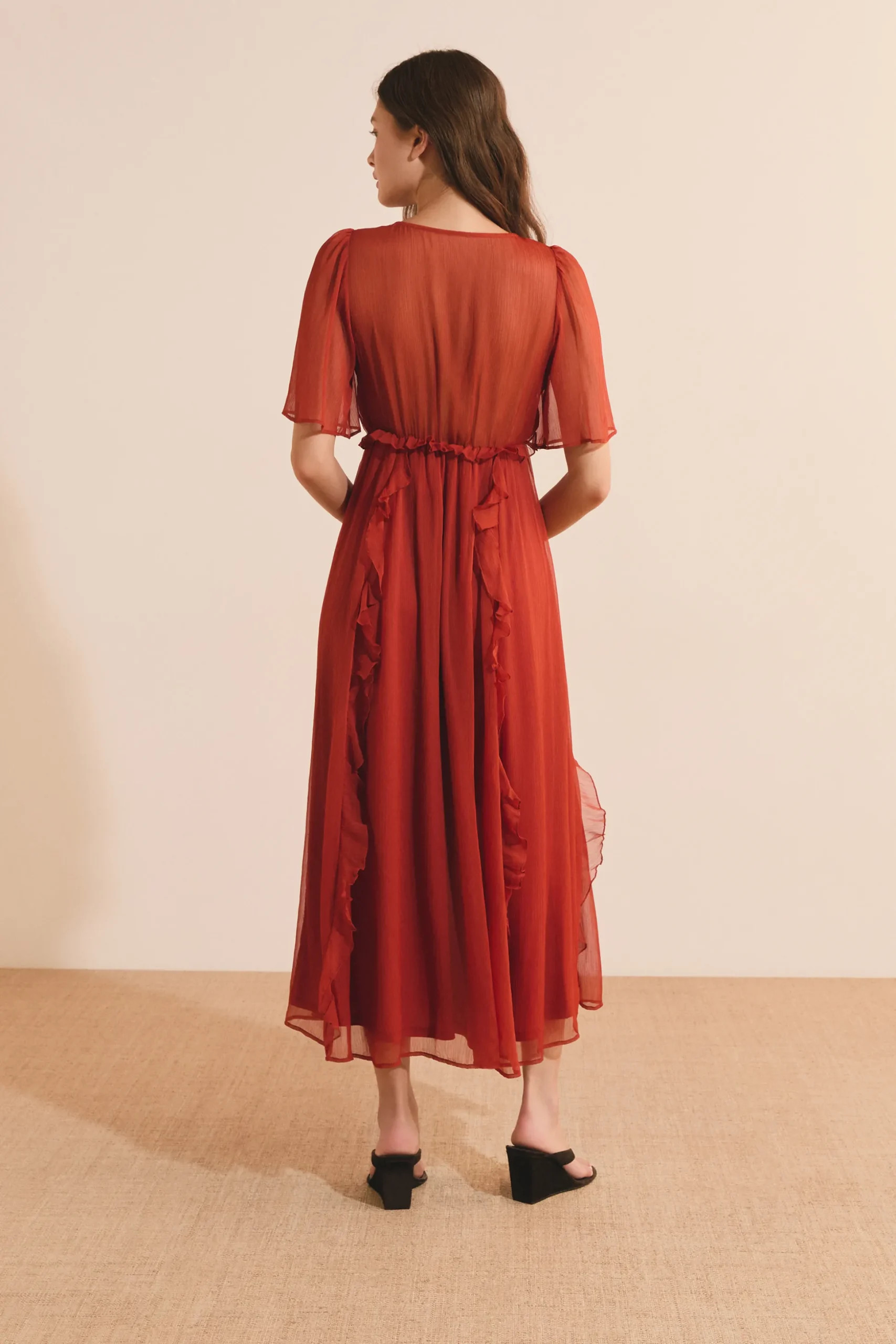 Robe midi à volants