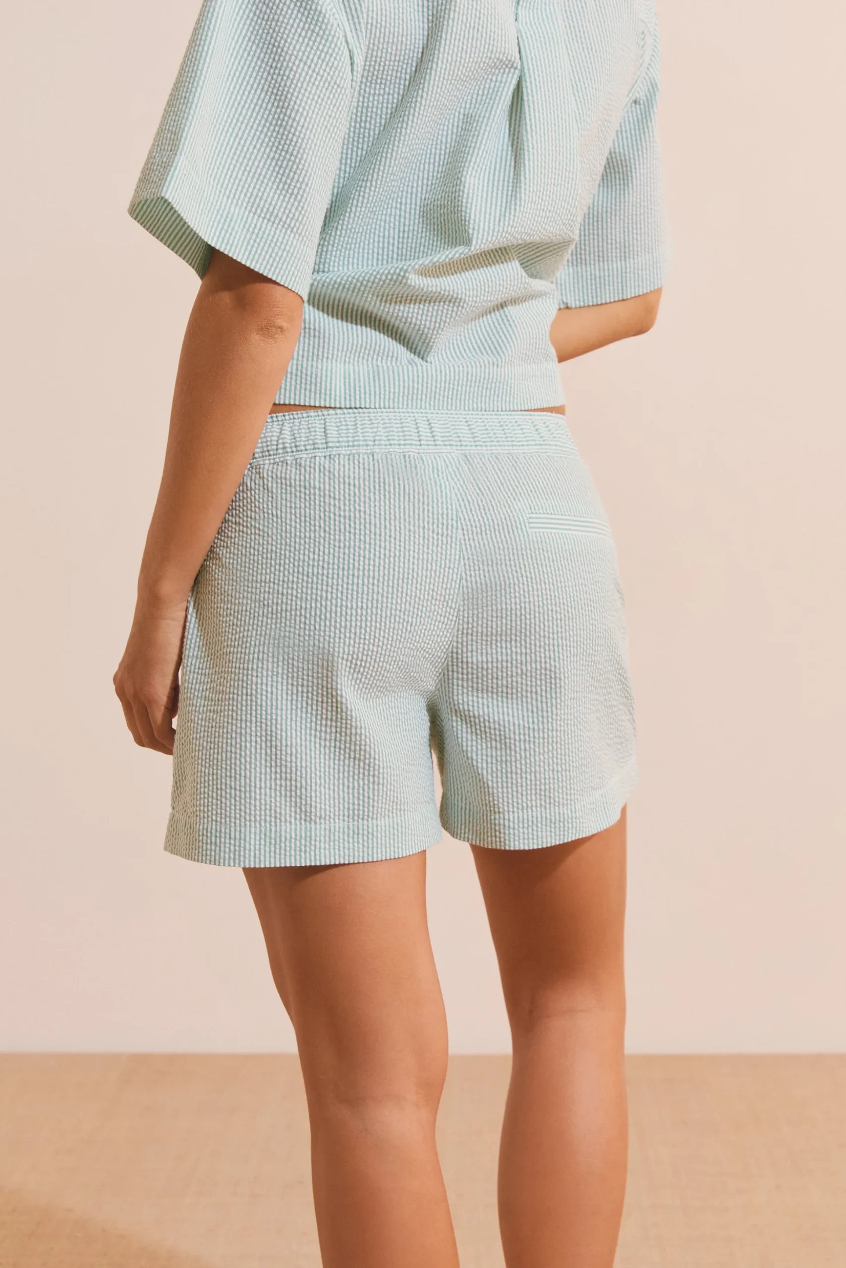 Short de pyjama à rayures avec coton gaufré