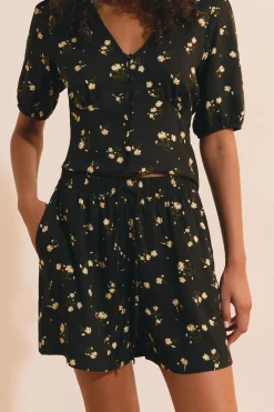 Short à motifs