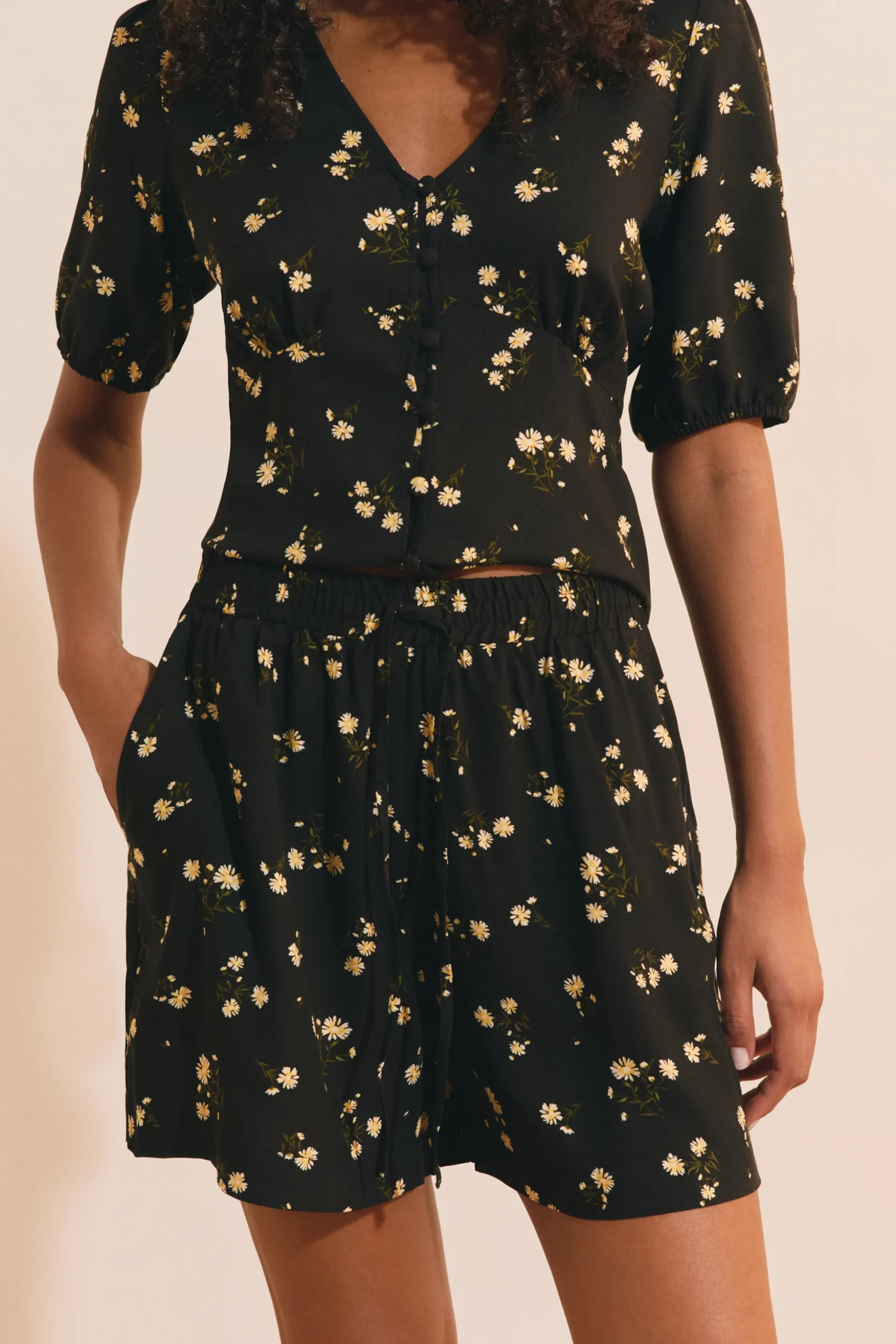 Short à motifs