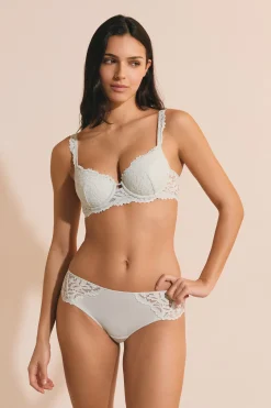 Shorty en dentelle