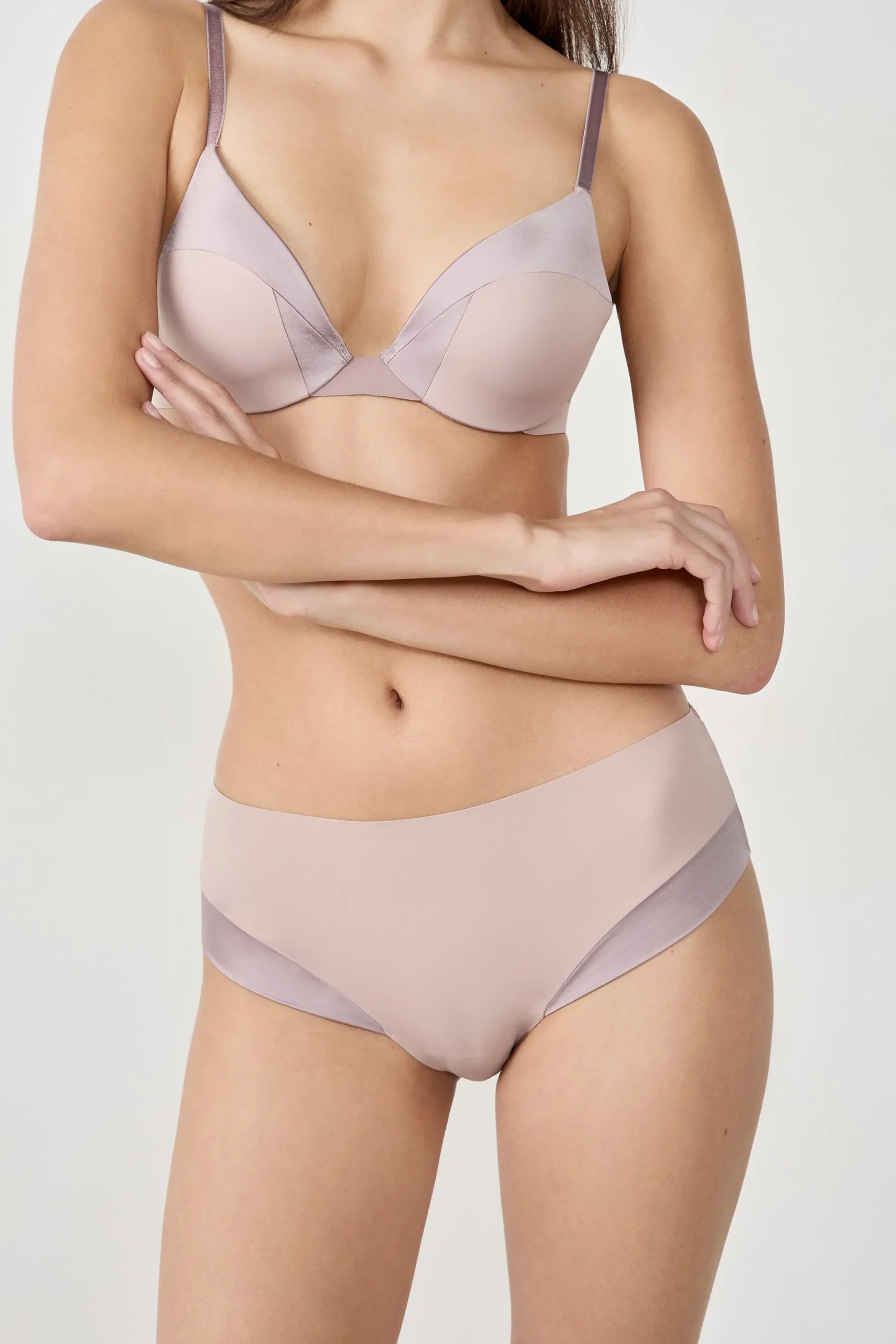 Shorty en microfibre satinée