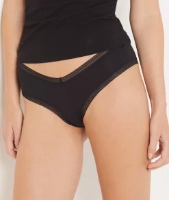 Shorty V-shape en microfibre et dentelle