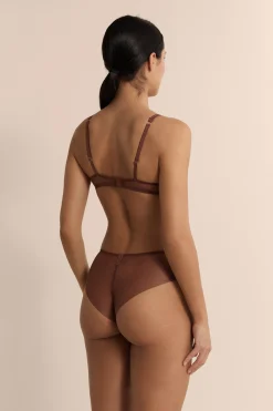 Soutien-gorge balconnet coques fines en tulle